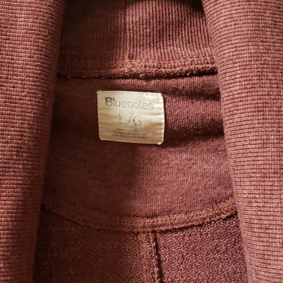 2/$15🦇 oversized rose colored sweater - Picture 2 of 3